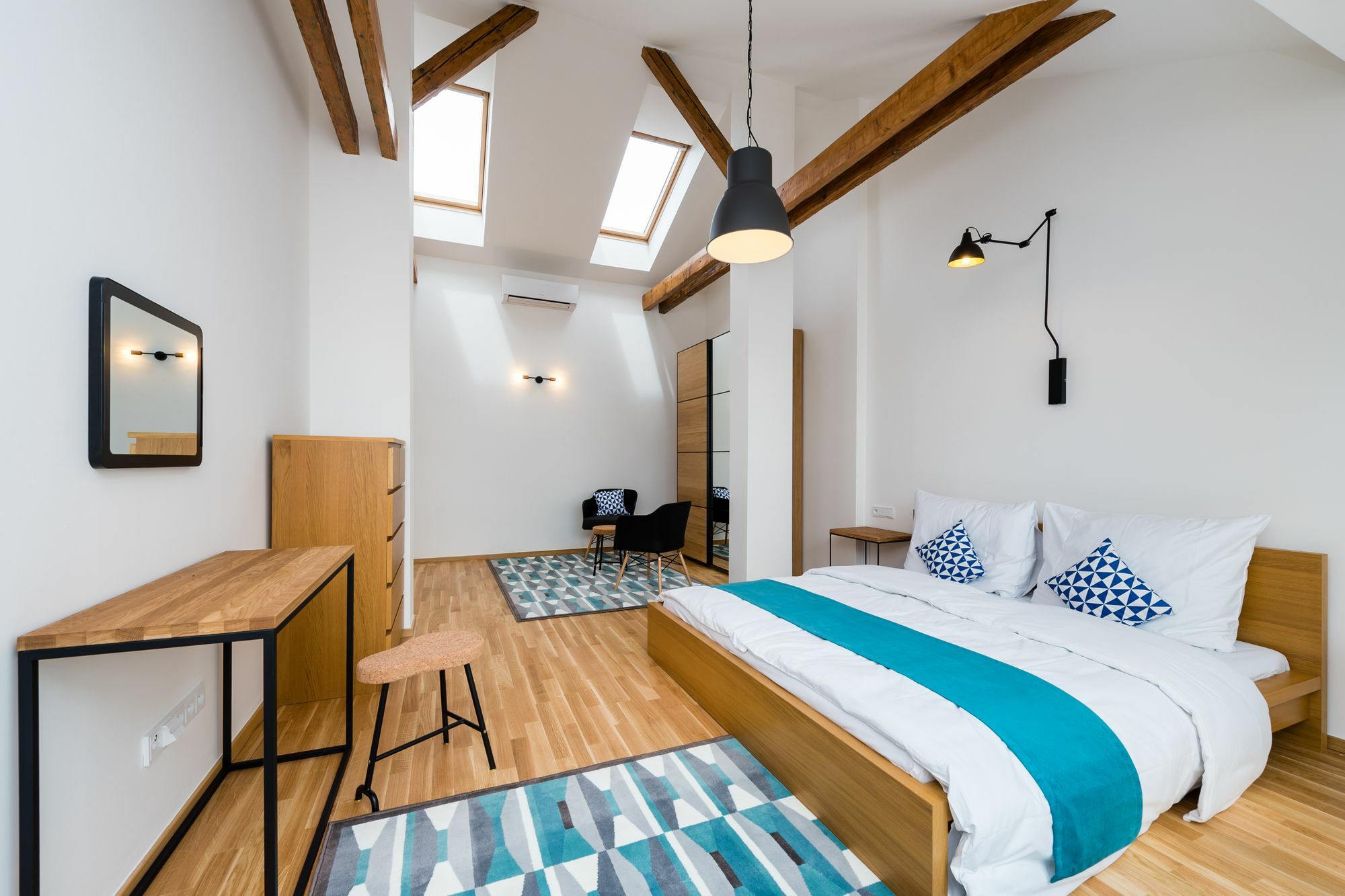 Empirent Wenceslas Square Apartment *